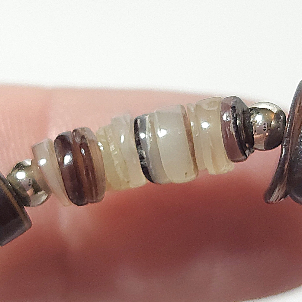 Handmade Pen & Hammer Shell Heishi Bead with Kewa Horn Shell Chip Bracelet - Picture 11 of 15